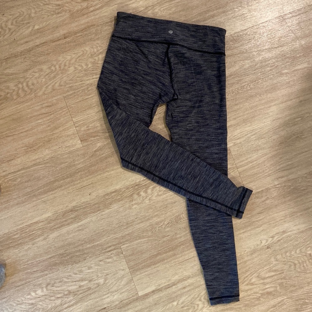 Lululemon Wunder Under Leggings Size 8